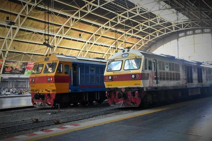 รถไฟไทยย