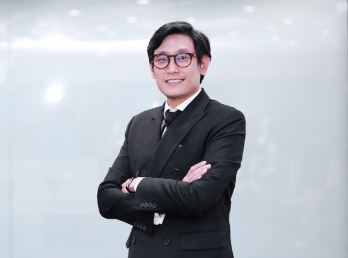 คุณคมศร ประกอบผล
