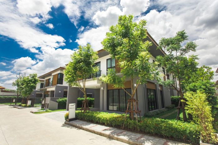 บ้านลุมพินี-สวนหลวง-ร.9-1024x683