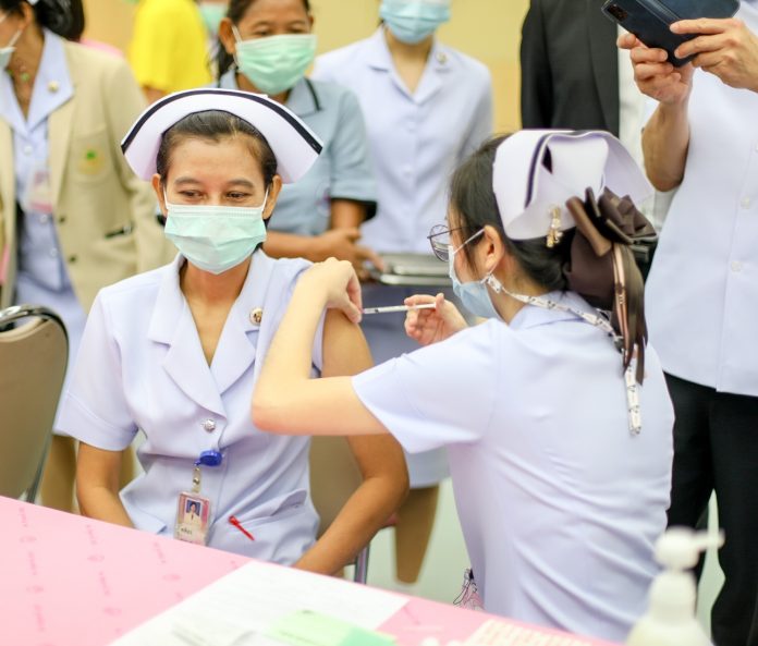ฉีดวัคซีน2