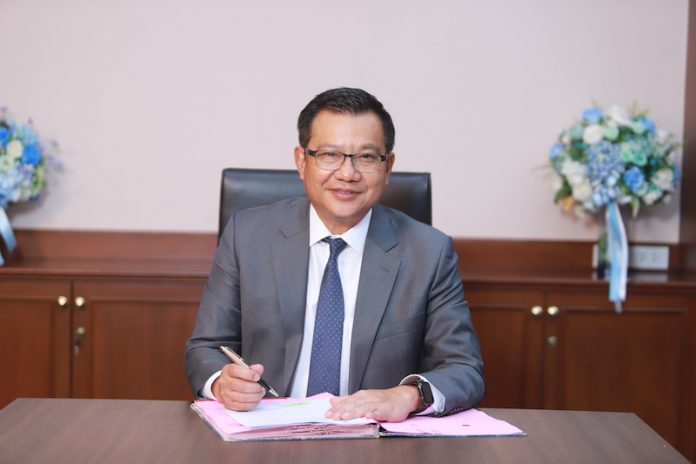 นายจิรุตม์ วิศาลจิตร อธิบดีกรมการขนส่งท