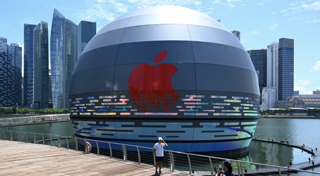 D103F500-2393-4B7C-8D54-DD57D3C4C5EF