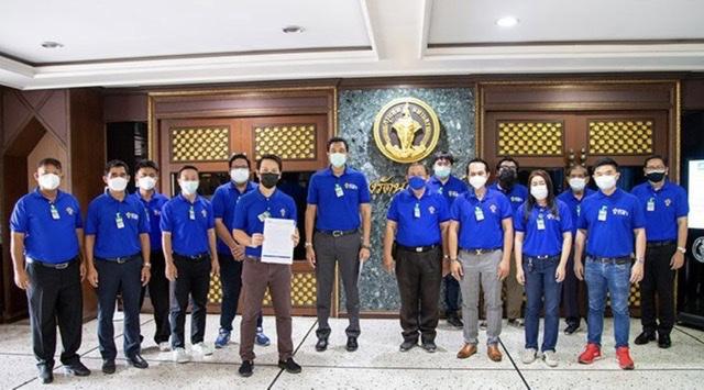 4F08FBB0-4318-4452-A2EB-0CFA67120ABA