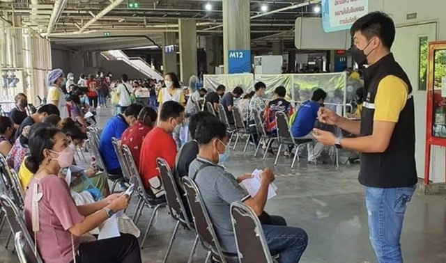 1EB949A0-8F5E-47C0-831D-94F992AD8AB8