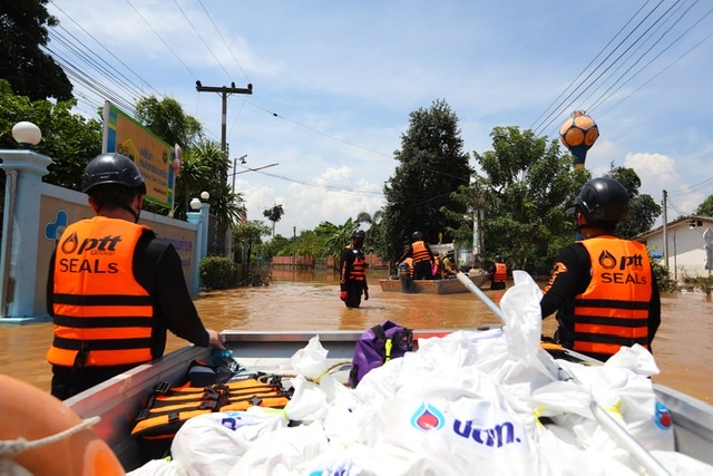 8FEA3AE2-7E0A-45D3-B581-03B82D4A49B3