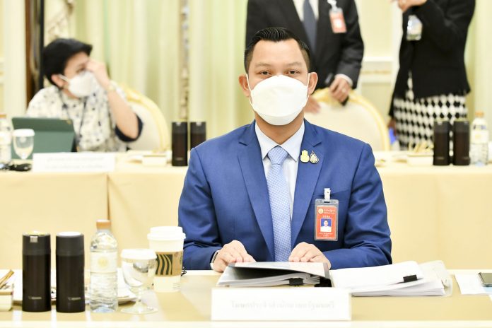 F96437BC-472E-4660-AE77-C7E41AC721C5