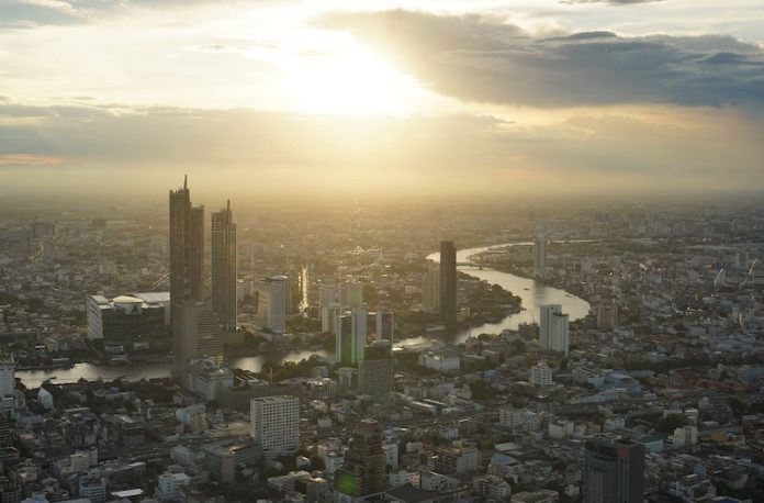 Mahanakhon SkyWalk - Sunset