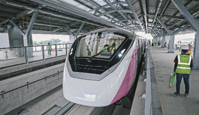 AC9D5232-68C3-432F-9CDA-133373650E25