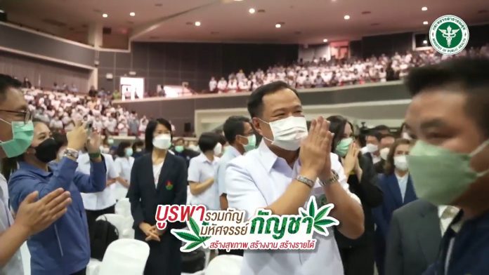 E60F0EC5-18EF-4093-9570-AC1ED1CDE0D8