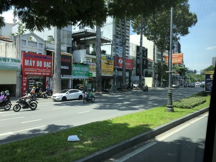 EAC9F49B-2BCF-41AC-A1C3-B96FD5EDBEAA