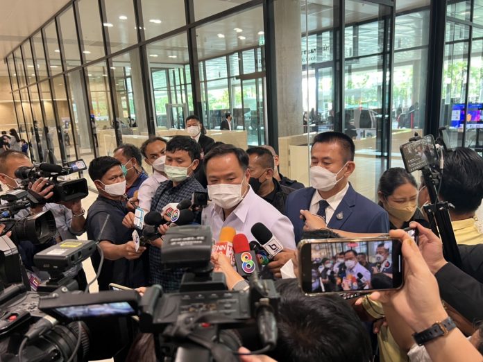 FA05CCF0-55B5-4EE0-B796-609AA29C0B78