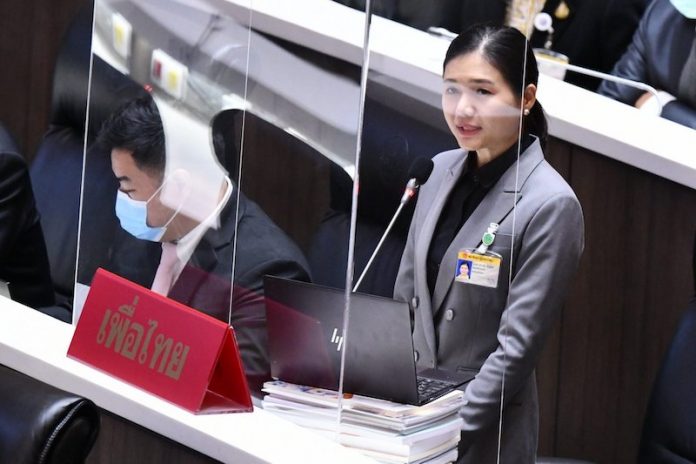 จิราพร เพื่อไทย