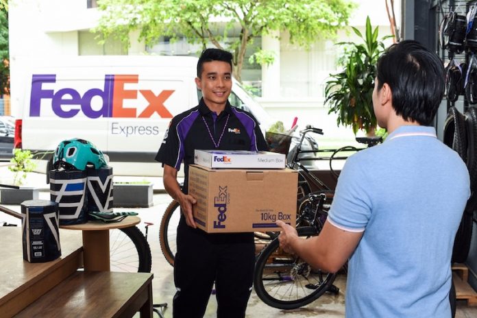 FedEx-eBay_Alliance_Photo
