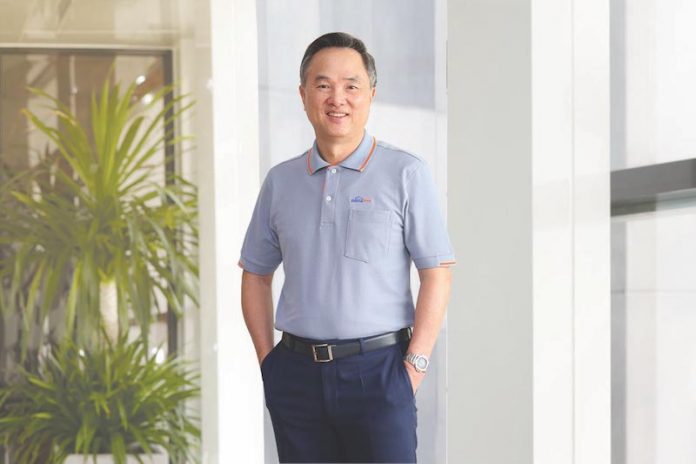 นายคุณวุฒิ ธรรมพรหมกุล