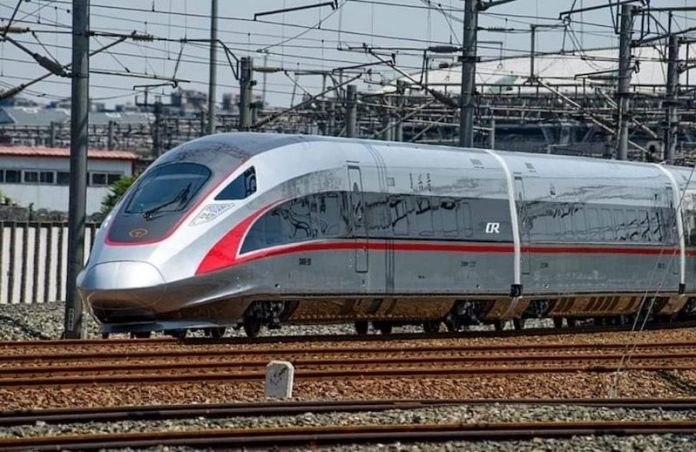 รถไฟความเร็วสูง
