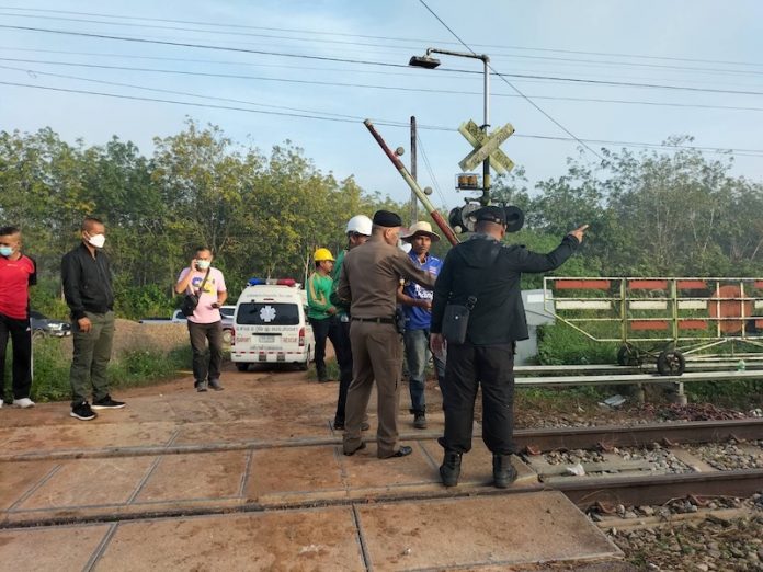 รถไฟตกราง
