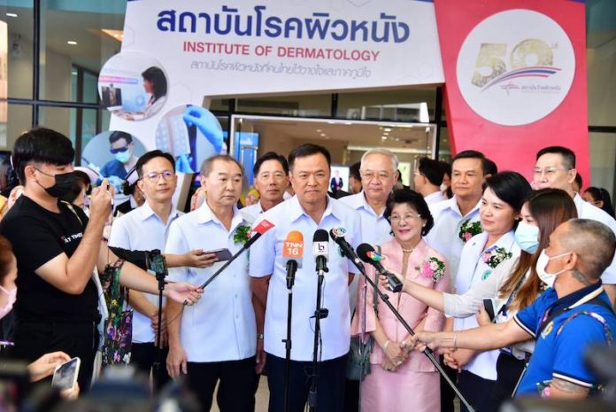 อนุทิน