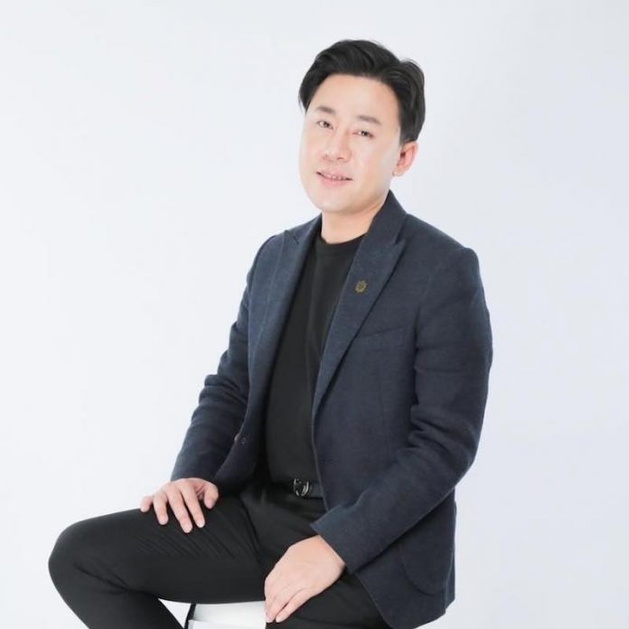 ทนายษิทรา