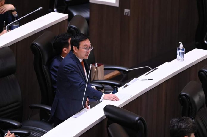 ชัยธวัช