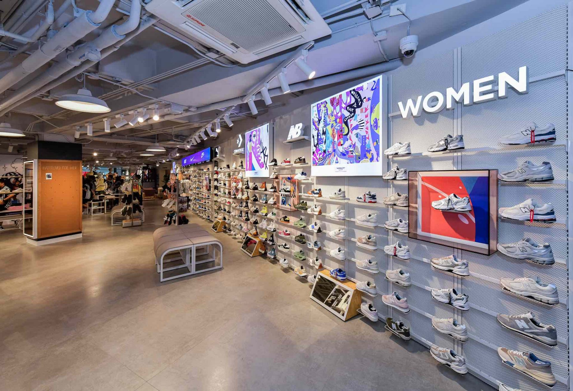 เปิดแล้ว Foot Locker สาขาแรกที่สยามเซ็นเตอร์ ร้านขายรองเท้ากีฬาอันดับ ...