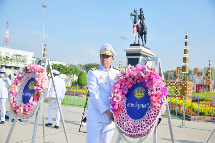 เศรษฐาวางพวงมาลา3