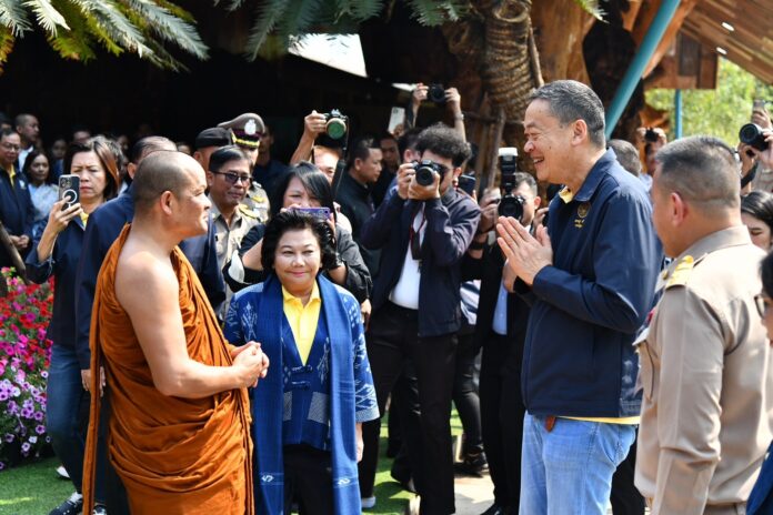 นายกฯ สั่งเร่งแก้ปัญหาที่ดินวัดทั่วประเทศ
