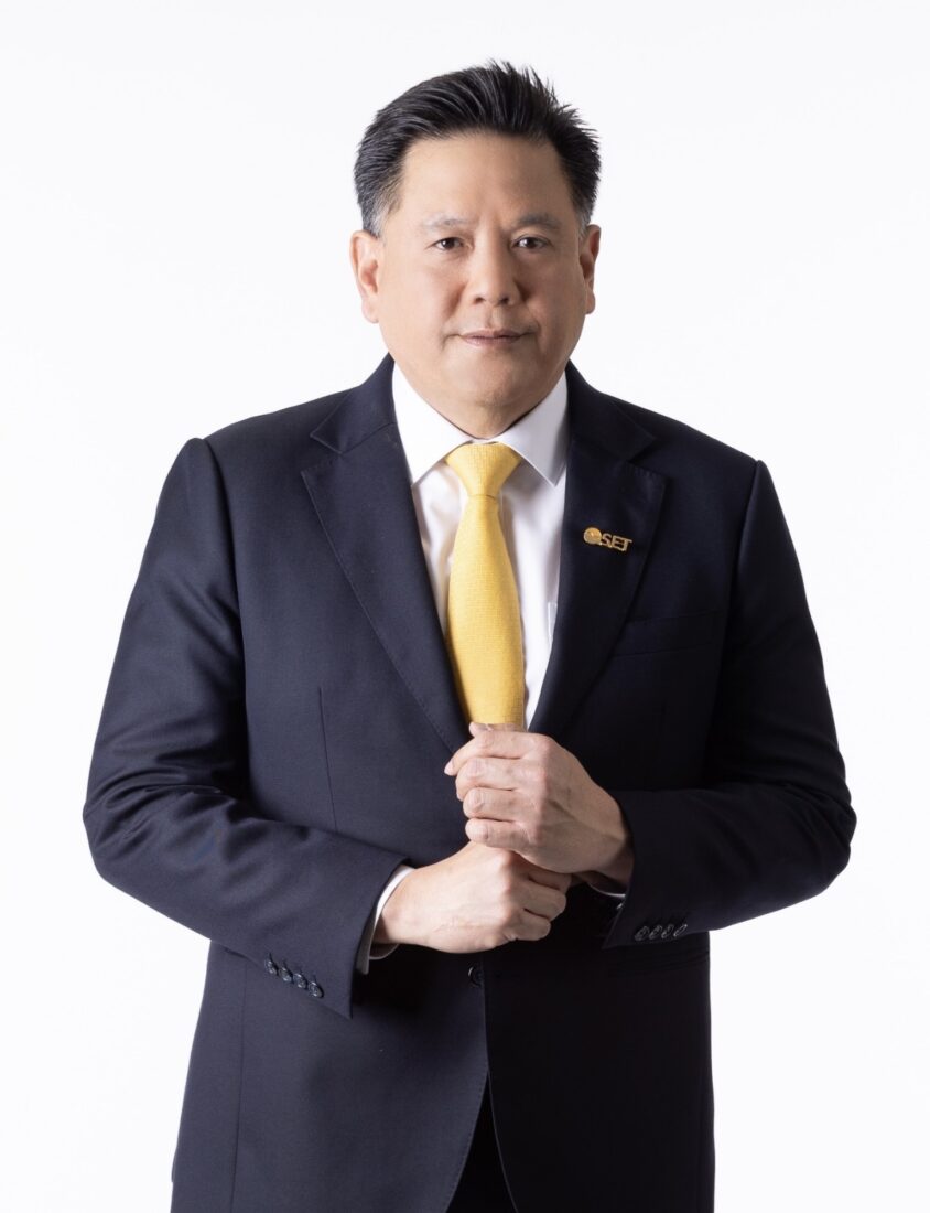 แมนพงศ์ เสนาณรงค์ รองผู้จัดการ หัวหน้าสายงานผู้ออกหลักทรัพย์ ตลาดหลักทรัพย์แห่งประเทศไทย