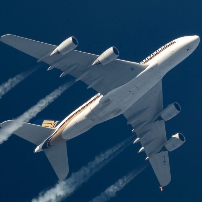 singapore airline singapore airline แจกโบนัส 8 เดือน