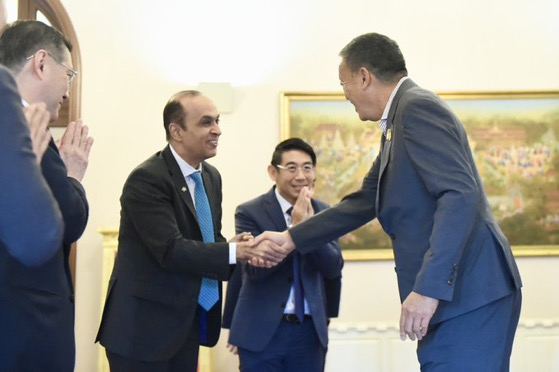 Anil Wadhwani met Prime Minister Srettha Thavisin at the Government House