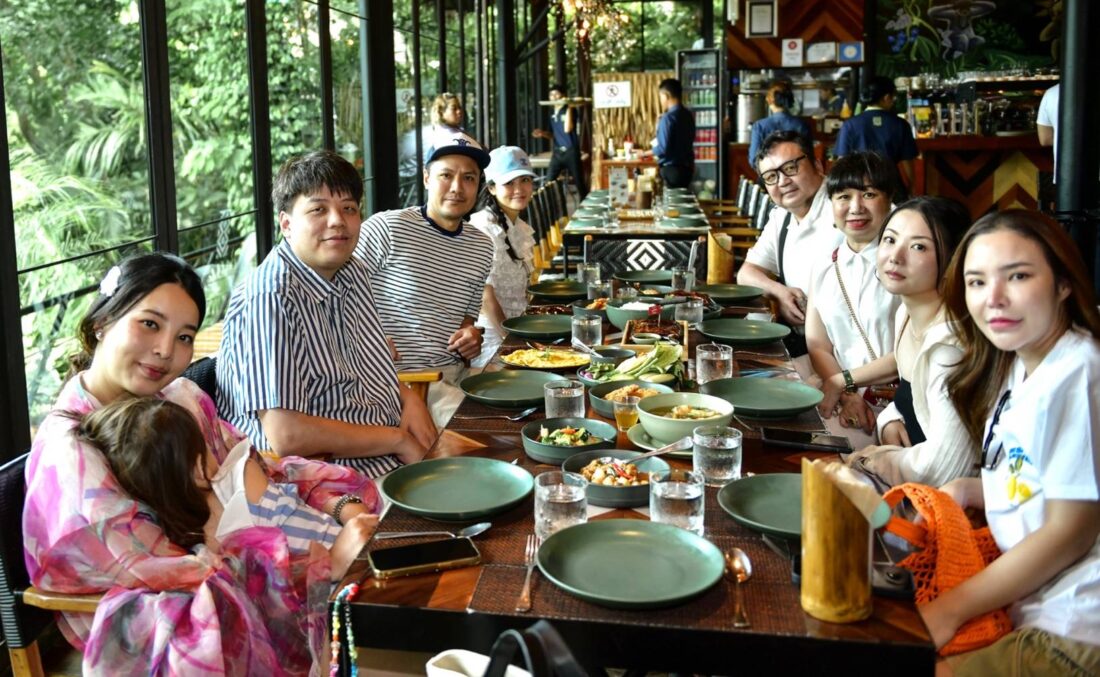 สมาชิกคิง เพาเวอร์