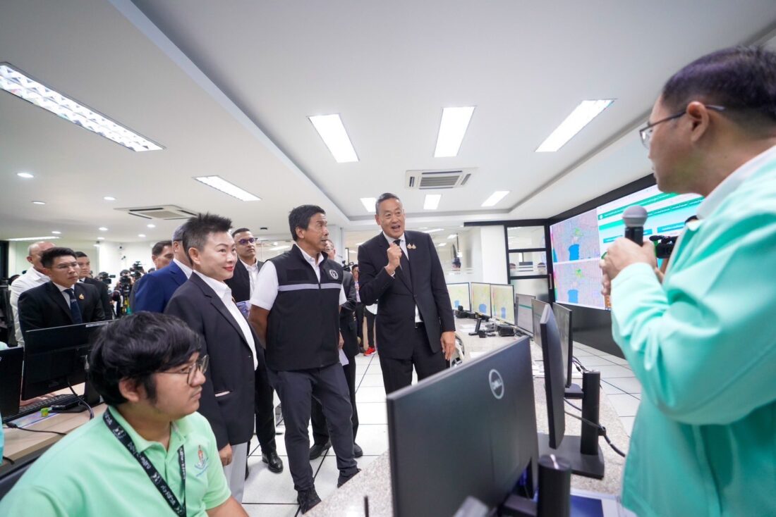 เศรษฐา ทวีสิน