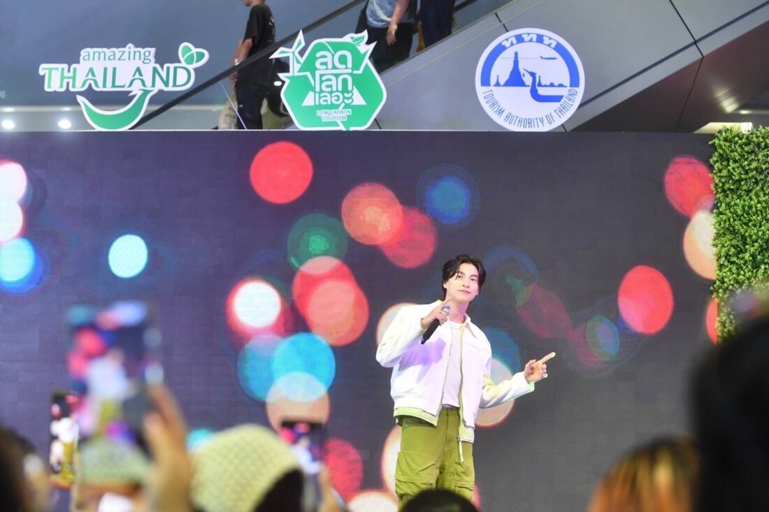 กลัฟ-คณาวุฒิ ไตรพิพัฒนพงษ์ ศิลปินขวัญใจคนรุ่นใหม่