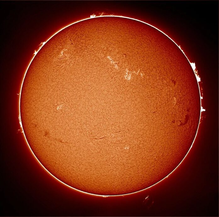 Sun ภาพถ่ายดวงอาทิตย์ โดย Luigi Fiorentino เมืองบารี ประเทศอิตาลี