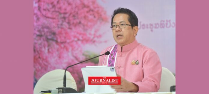 Cabinet ครม.สัญจร เบาเทาอุทกภัย